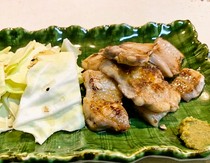 Motsunabe Mizutaki Yonbankan_Recommended!! Grilled pork belly with salt and koji