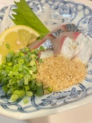 Motsunabe Mizutaki Yonbankan_The famous sesame mackerel!!