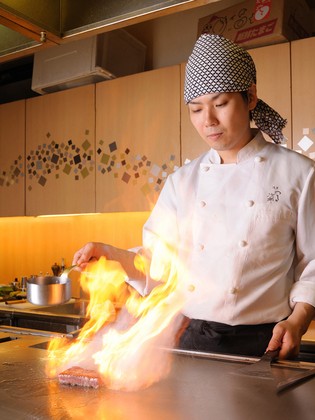 Okonomiyaki Monjayaki Asakusa Tsurujiro_HAMADA KEIJI