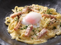 Ampuku Ikebukuro_What Ampuku is famous for: our "Signature Carbonara Udon"