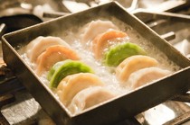   Mamafufu  LUMINE EST Shinjuku Branch_Specialty: Assortment of 5 Deluxe Hane Gyoza (Gyoza With Ruffles) (10 pieces)