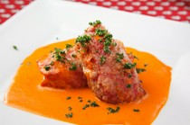 CALA CARMEN_"Piquillo de Bacalao" served with original sauce