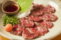 Ebisu Kichinoza_Seared horse meat delivered directly from the owner's hometown, Kumamoto (reservations required)