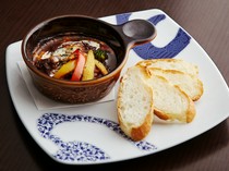 Roppakuya KADO_Omi beef tendon stew gratin with baguette