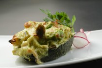 Roppakuya KADO_Avocado and whole shrimp gratin