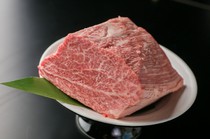 鐵板 松阪屋_真切感受「松阪牛」真實價值的『沙朗肉 100g』