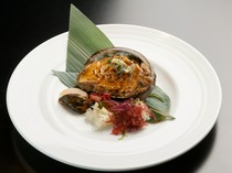 Teppan Matsuzakaya_Live domestic wild abalone (reservation required)