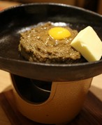 牛TAN、旬菜　铃屋_精美的！ 黄油蟹味噌烤