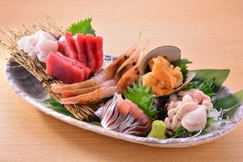 牛TAN、旬菜　铃屋