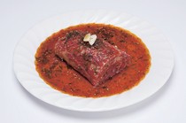 Sườn bò King Spare Rib - Một món ăn phổ biến chắc chắn sẽ làm hài lòng thực khách. Dành cho 2 - 3 người.