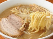 Ramen Hachi_"Miso Ramen" is so delicious you won't be able to stop picking up your chopsticks