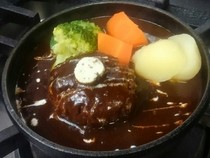 Steak and Hamburg Steak Outburst & Ponta_100% Nasu Wagyu Stewed Hamburg Set