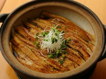 Nihonbashi Maeda_"Conger eel rice cooked in a pot" with rich dashi stock