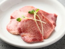 Sumibi-yakiniku Yasubee_Taste the smooth flavor of our "Special wagyu tongue"