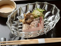 Akasaka Kitafuku_"Sashimi" - Enjoy the deliciousness of fresh mackerel