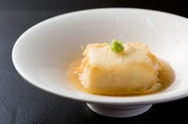 Ginza Ibuki_"Fried sesame tofu" has a melting texture similar to that of whitefish milt.