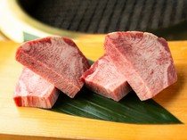 Yakiniku Senka Gyuriki_Thick Sliced Tongue - Beautifully marbled, tender and luxurious