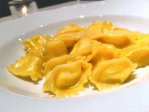 Ostu_"Agnolotti del Pudding" - traditional small ravioli from Piedmont