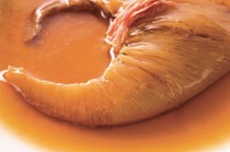  "Premium Shark Fin Braised in Soy Sauce" 