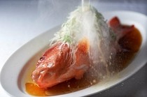 Chinese Restaurant China Room_Chef's daily direct purchase recommended fresh fish, bursting from within with delicious