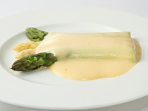 MOELLEUSE_Enjoy the taste of spring with "Saga Two Types of Asparagus in Sabayon Sauce"