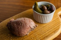 Libertin_"White liver mousse" with a texture similar to pudding