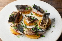 Organ_First get a hold of our signature dish - "Plate of seared mackerel and potatoes"