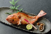 Awabi Japanese Restaurant Nishikiryu_Salt-grilled seafood from 1,200 yen