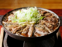 Dozeu Iidaya_"Dozeu Nabe" (The picture shows "Honenuki Nabe"): 1,950 yen