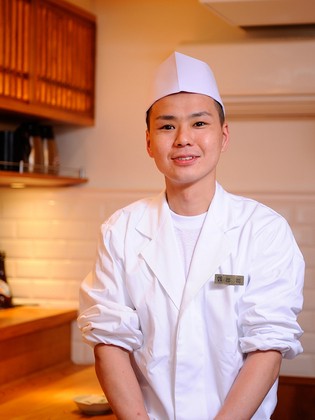 Uokin Main Store_GUNJI TAKESHI