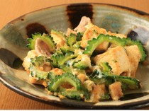 Shimagohan Kokoro Hokkori Okinawa Meshi_A simple, rustic, comforting dish: Goya Chanpuru