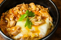 Torito Branch_Fluffy and creamy "Oyakodon" made with Oyama chicken and Okukuji eggs