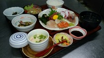  生鱼片套餐 