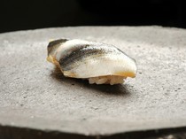 Sushi Gion Matsudaya_Edomae "Gizzard shad"