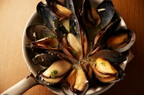 El Pulpo_Mussels steamed in sherry