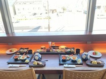  Zenan Exclusive! Couple's plan that includes a course meal for two and a window seat. 