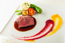 Restaurant Aida_Main dish: Grilled Japanese Black Cattle from Shimane Prefecture, Katsube Beef, with Perigueux sauce