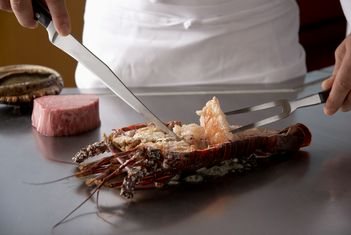 Teppanyaki Ousaka