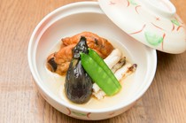 Kisetsuryori Dochiraika_"Nimono" (simmered dishes) - a luxurious way to taste and feel the four seasons of Japan in your mouth