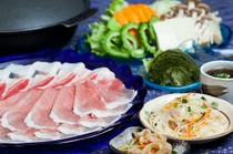 Oshokuji Dokoro Chanya_Enjoy the bounty of Yanbaru with the "Yanbaru Island Pork Agu Shabu-shabu Set"