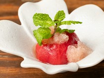 Yasai Sommelier no Omise Togiya Kiyamachi-Oike Branch_Whole Tomatoes at My Home - 	Very sweet tomatoes are addictive.
