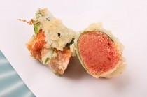 Tempura Ryori Sakura_Inside is fluffy and rare. [Tempura Mentaiko (seasoned cod roe)]