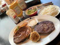 STEAK　HOUSE　NAKAMA_烤豬肉組合