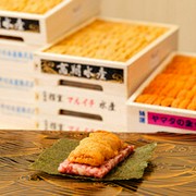  【와규 성게알 육회 도그】 