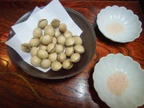 Himeji Sushi-Ichi_Roasted ginkgo nuts