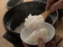 Hakata Hatanaka_Rice dish: Rice cooked in a clay pot