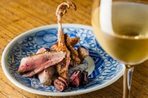 Yakitori Imai_Charcoal grilled quail Our popular dish is carefully grilled immediately after it is dressed