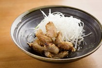 Miyashin_You'll want to drink alcohol right away. The best snack is "Achilles Ponzu"