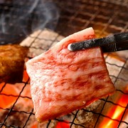 Yakiniku Kobo Shinki Oita Miyako-machi branch_We only use A4 and A5 grade beef!! Kalbi is the classic! We use triangular ribs... You will be delighted with this marbling... The moment when the deliciousness melts in your mouth