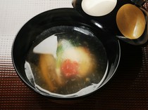 Japanese Restaurant Kyokabutoya_"Clear Soup" served in four different soup varieties each month